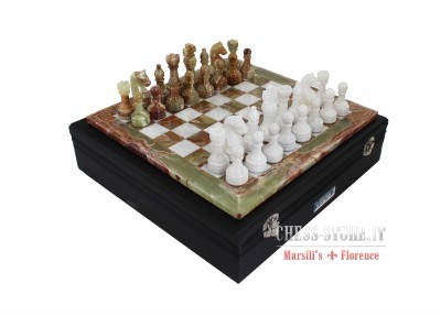 CHESS PIECES MADE IN DIFFERENT MATERIALS online